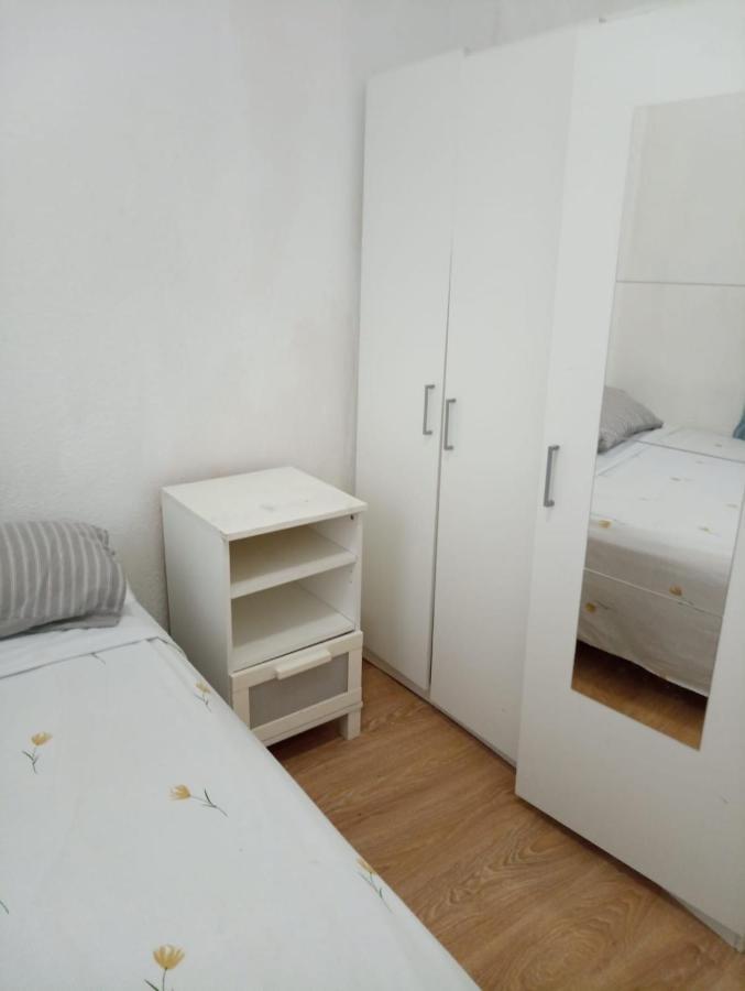 Apartamento En Francos Rodriguez, Junto A Bravo Murillo Apartman Madrid Kültér fotó